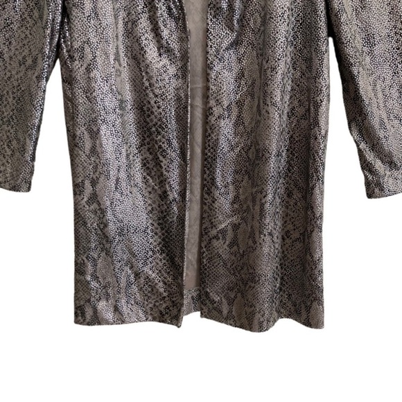 Patra Two-Piece Dress and Jacket Snake Print 
Shoulder Pads In Jacket Size 10 - Picture 10 of 14
